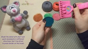 Как начесать вязаную игрушку / How to brush amigurumi crochet toy