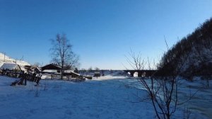 Со льда Байкала вглубь небольшого сибирского поселка Маритуй