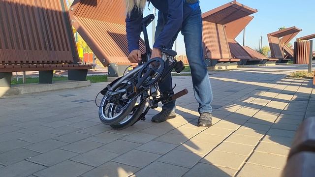 Decathlon BTWIN Fold Light 1