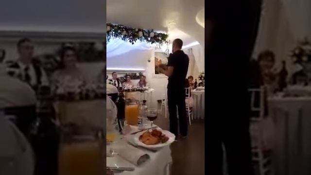 На свадьбе у племянници. Тост,поздравляю! смотреть онлайн