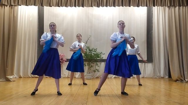 Танец "Синий платочек" танцевальный коллектив TANDEM г.Данков, хореограф Татьяна Беликова смотреть онлайн