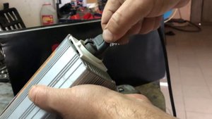 Как получить 220 вольт в автомобиле.How to get 220 volts in a car.