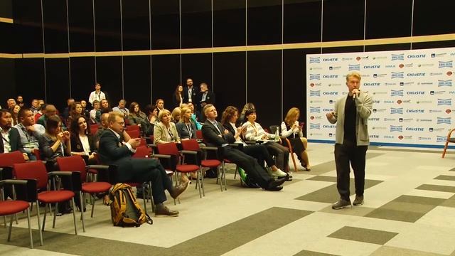 Новые измерения для кинопоказа/кинотеатра, Или как бесплатно оказаться в космосе|Станислав Рогозин смотреть онлайн