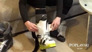 Как одевать горнолыжные ботинки.