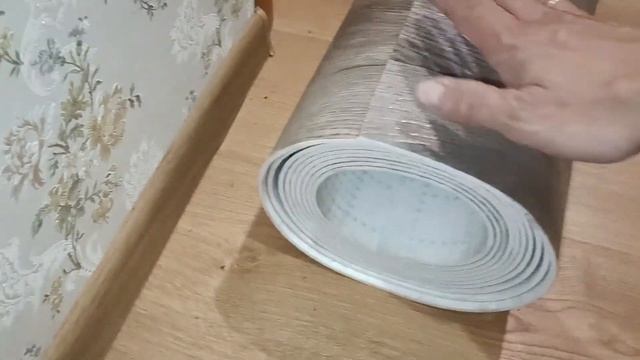 Как уложить ЛИНОЛЕУМ на старый деревянный пол. Как подготовить поверхность под укладку линолеума.