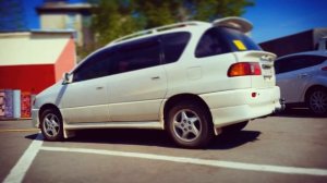 Toyota Nadia