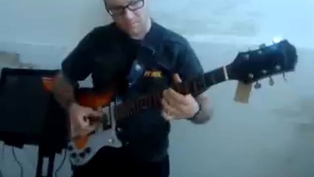 Epiphone ET 275 Crestwood смотреть онлайн