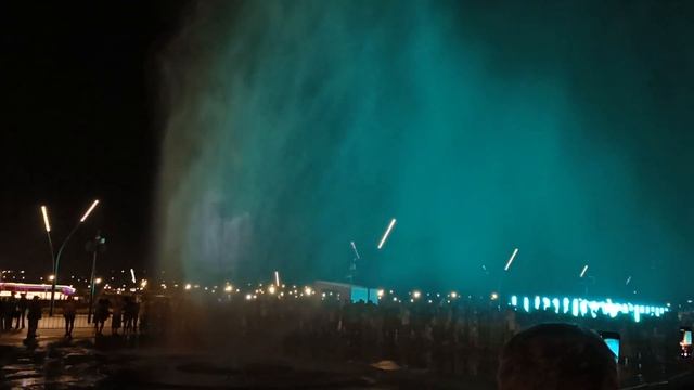 Вечерняя прогулка | Городской курорт "Притяжение" г. Магнитогорск | Шоу фонтана | Видовой мост смотреть онлайн