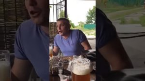 Про ананиста