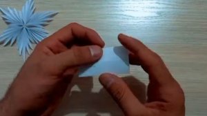 Yangi yil bezaklari. Снежинка из бумаги ajoyib qor parcha yasash #qogozdan #qorparcha #yangiyil