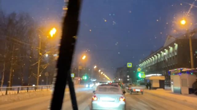 Закончились выходные в деревне. Едем домой в город!