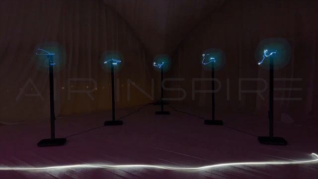 Голографические вентиляторы Dsee 65H на моностойках на корпоративном мероприятии компании Family смотреть онлайн