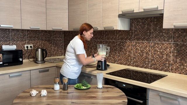 Холодный суп из огурца с кефиром смотреть онлайн