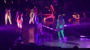 Jennifer Lopez - Waiting For Tonight/Dance Again - It's My Party Tour - Chicago 06.29.19 #jlo