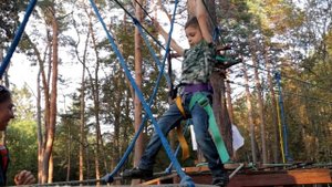 Веревочный парк Кисловодска / Куда сходить в Кисловодске с ребенком / Аттракционы для детей