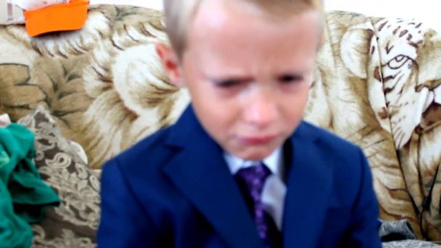 Со слезами на глазах первый раз в первый класс!!! смотреть онлайн