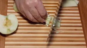 Простой и вкусный салат всего из 3 ингредиентов