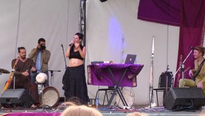 Певица Перукуа Peruquois. Концерт в "Музеоне" 2011 год. 2 часть