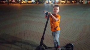 Катаемся в Геленджике на  электро самокатах