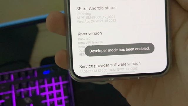Install One UI 5 Beta On Galaxy S22 / S21 ( Beginners Guide ) смотреть онлайн