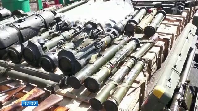 Российские военные показали часть вооружения, захваченного в ходе спецоперации