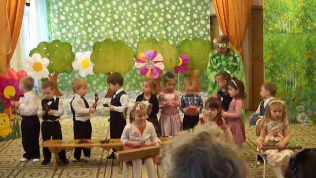 Весенний праздник в садике у Дианы - 7. смотреть онлайн