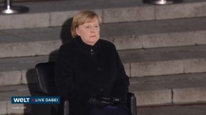 MIT GOTT, ROTEN ROSEN UND FARBFILM:  Merkels Großer Zapfenstreich wird speziell | WELT Live dabei