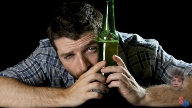 ЖЕНЩИНА вытащила ИЗ ЛУЖИ брошенного МУЖЧИНУ и привела ДОМОЙ, а потом смотреть онлайн