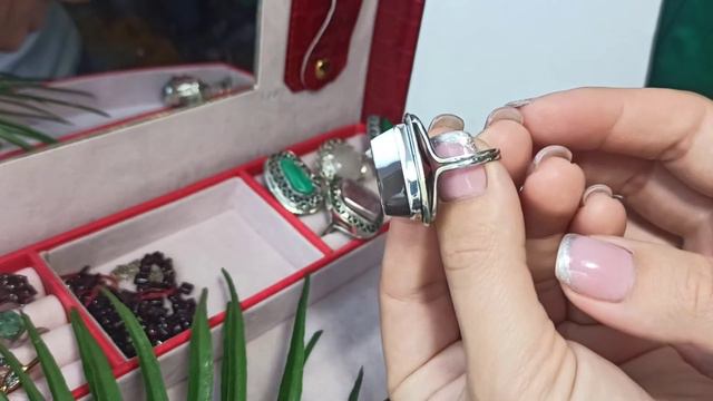 Серебряные кольца с натуральными камнями (43)