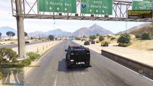 КОПЫ ПРОТИВ БАНДИТА НА ОГРОМНОМ ГРУЗОВИКЕ! ОПАСНЫЙ РЕЖИМ КОШКИ-МЫШКИ В GTA 5 ONLINE (ЭПИК И УГАР)