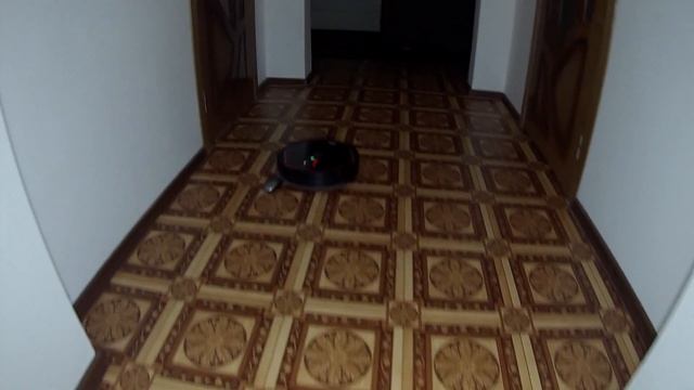 Робот пылесос iclebo arte. А умеет он ловить мышей? смотреть онлайн