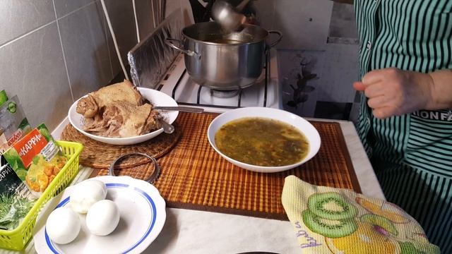 Готовлю Зелёные ЩИ из Щавеля!! ))) Мини Мукбанг)) Приятного всем Аппетита!!! смотреть онлайн