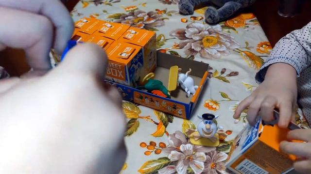 Буба открываем Свит Бокс. Новая серия игрушек БУБА. Сюрпризы свит бокс смотреть онлайн