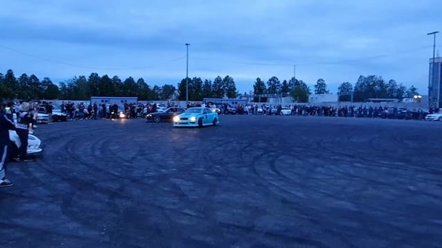 Дрифт Toyota crown смотреть онлайн