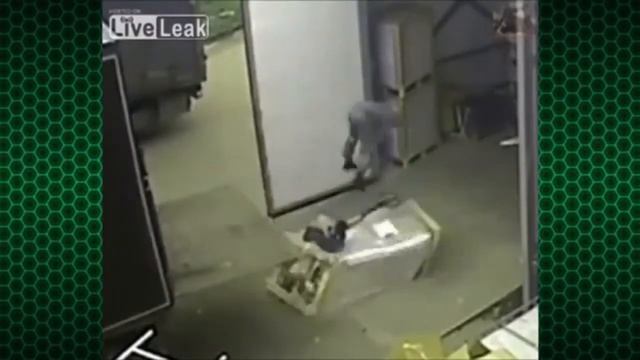 Прикол про грузчика мега ржач 2015 смотреть онлайн