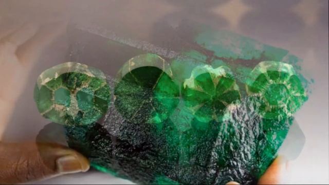 ИЗУМРУД - свойства камня смотреть онлайн