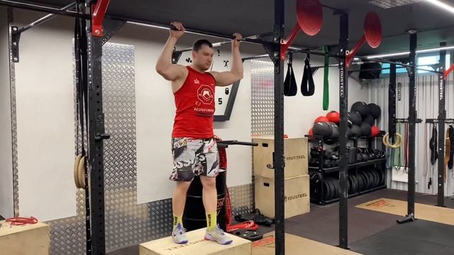 Негативные подтягивания (без паузы вверху) смотреть онлайн