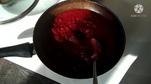 Борщ из квашенной капусты.