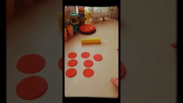 Виріб троянд із пластиліну Play-Doh