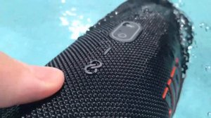 JBL CHARGE 5 WATER TEST (POOL)