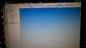 крышка 3д в компас 13. создание детали..mp4