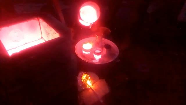 Угольная плавильная печь с турбо надувом плавлю алюминий ч. №2 смотреть онлайн