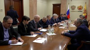 Пĕрле ĕçлемелле