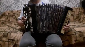 Ах кто-то с горочки спустился. Гармонь рулит.