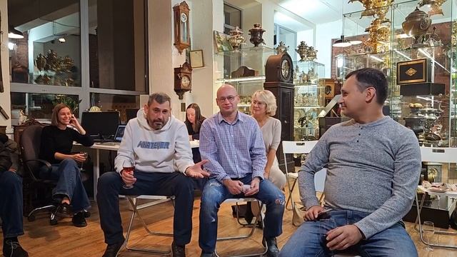 Встреча в антикварном салоне Золотая мельница