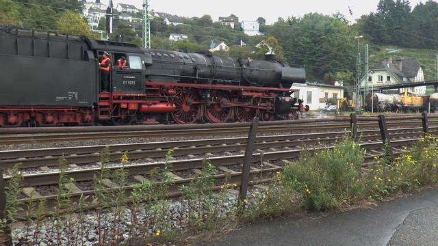 01 1075 Unfall Neuwied, die Lok ist in Linz gestrandet. смотреть онлайн