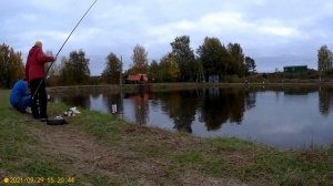 Осенний карп на зимовале. Клинский рыбхоз. Вот так рождаются новые рыбаки!