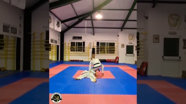 Self Defence - Αυτοάμυνες. -do ITF  Martial Art . Video 5