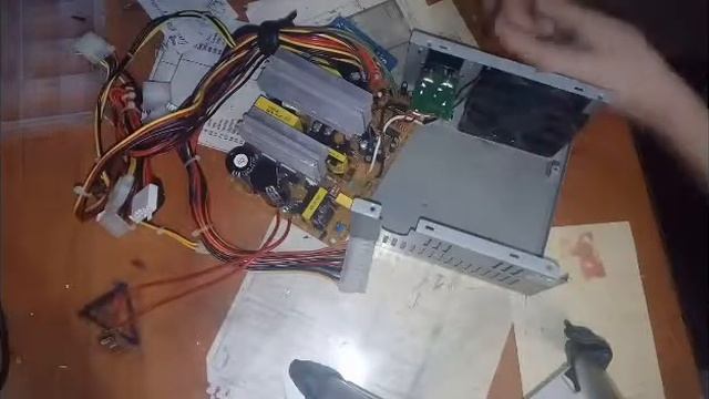 Что же внутри блока питания смотреть онлайн