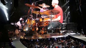 The Rolling Stones - I Can't Get No Satisfaction - Mar 12,2014 Live in Shanghai